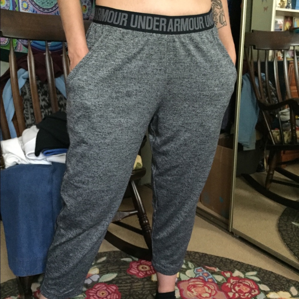 Under Armor pants - Picture 5 of 5